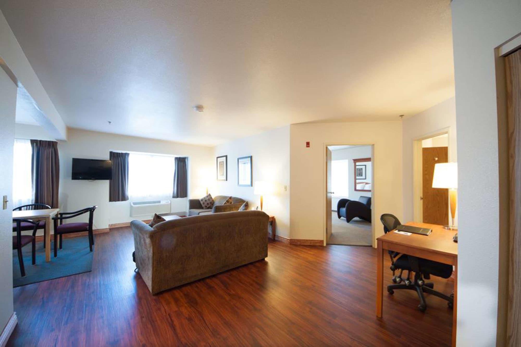 Surestay Plus Hotel By Best Western Пост-Фолс Экстерьер фото